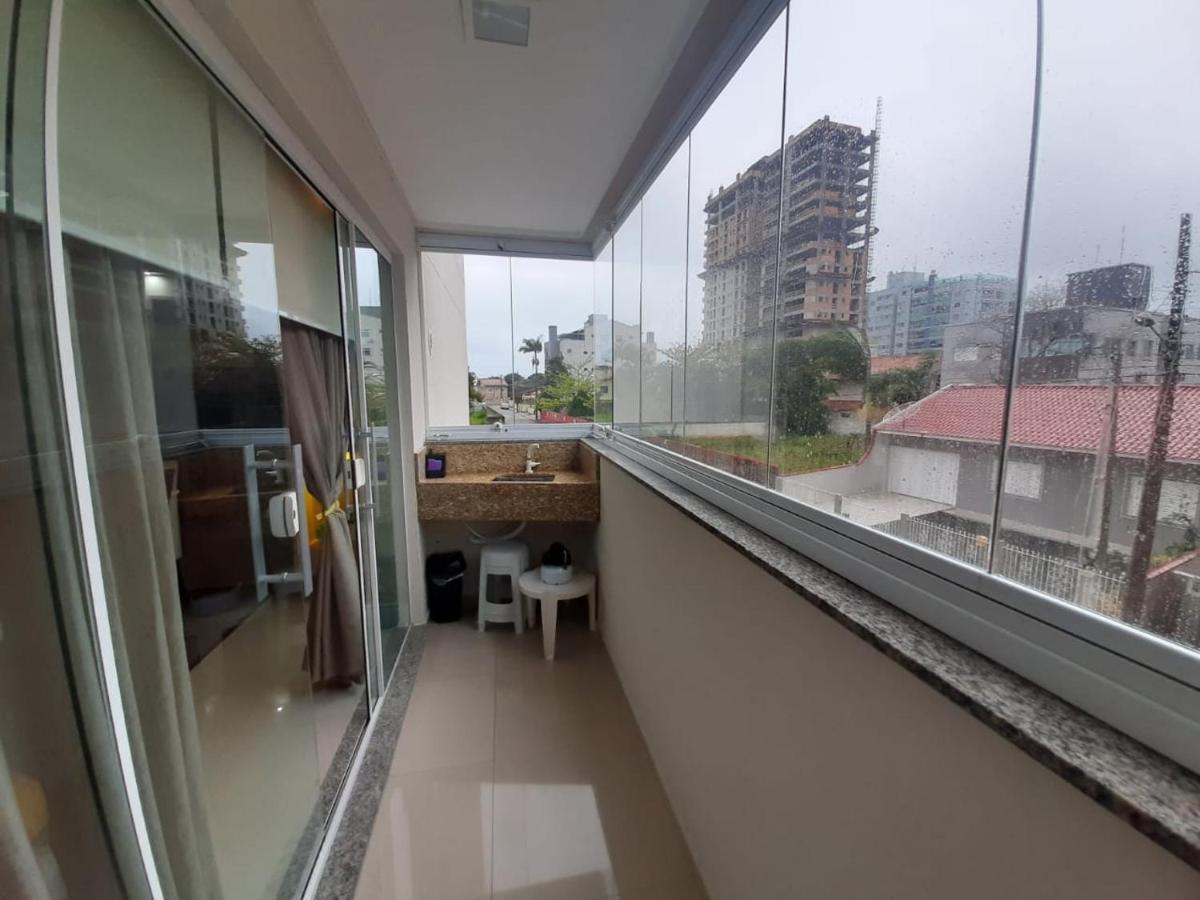 Lindo Apartamento 3 Dorm A 100M Da Praia De Pereque Porto Belo Luaran gambar
